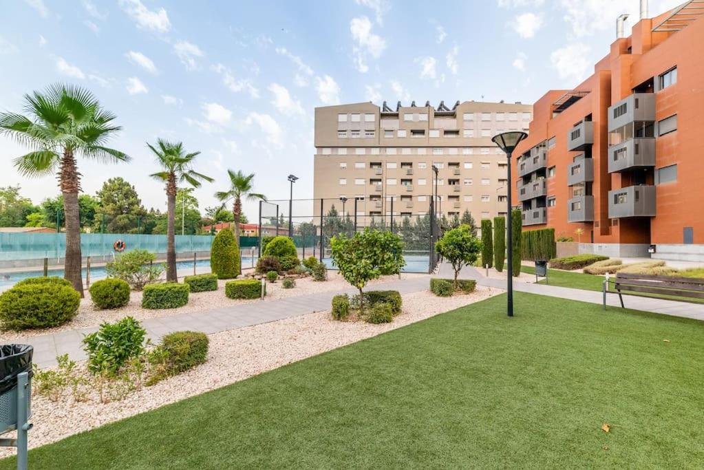 גרנדה Moderno Apartamento Con Piscina Y Parking מראה חיצוני תמונה