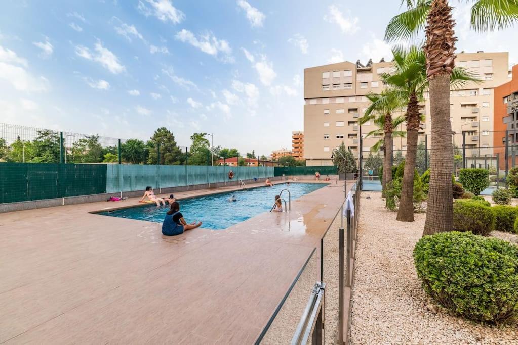 גרנדה Moderno Apartamento Con Piscina Y Parking מראה חיצוני תמונה